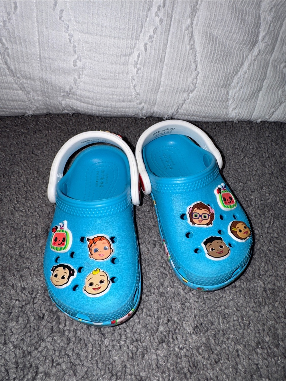 Crocs Toddler Kids CoComelon Classic Clog - C7